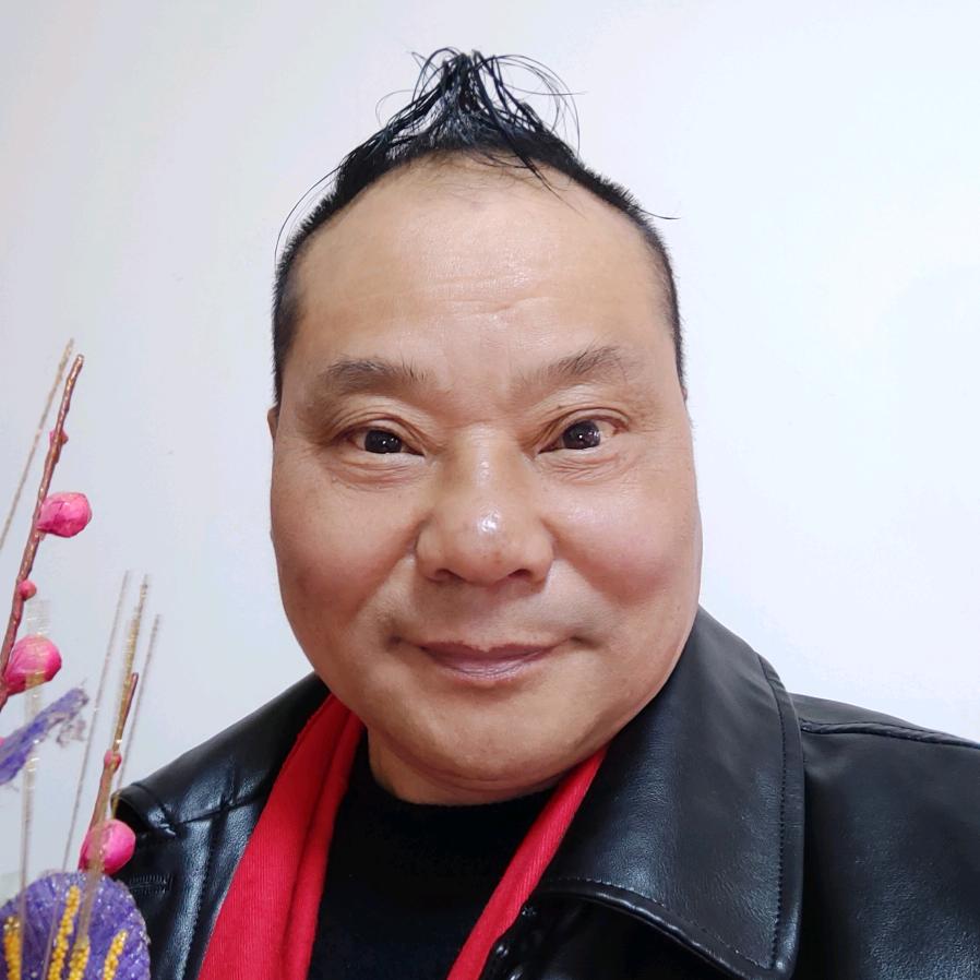 三毛艺术人生朱宏义