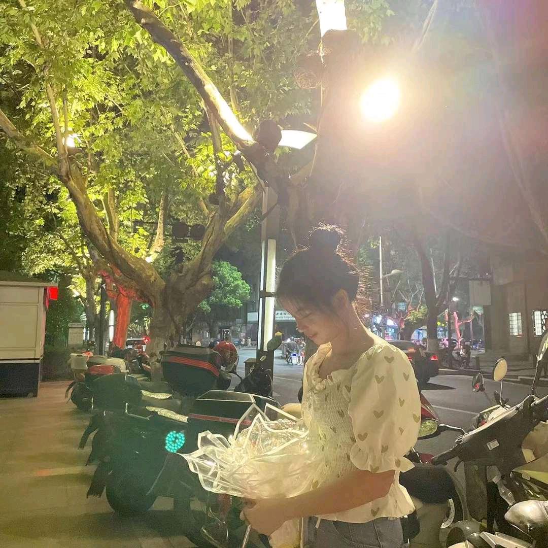 小荣同学😍