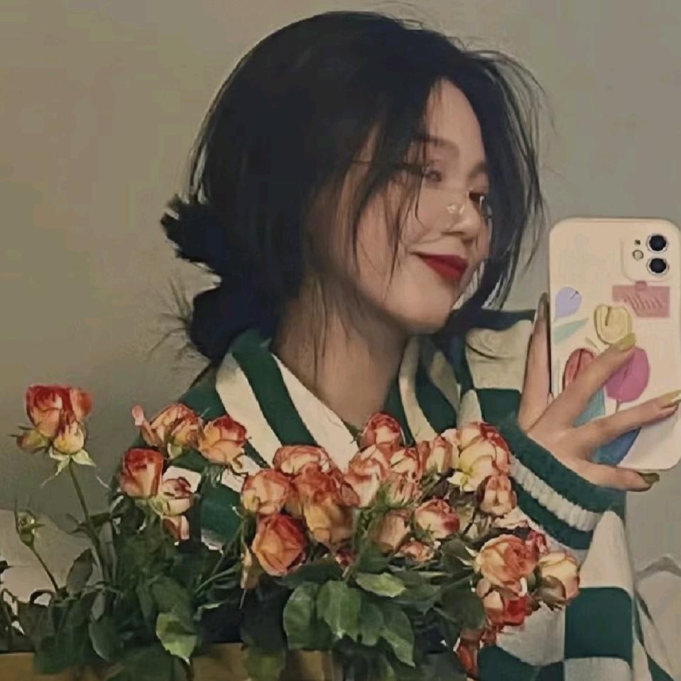 小雏菊ʕ•̫͡•ʔ