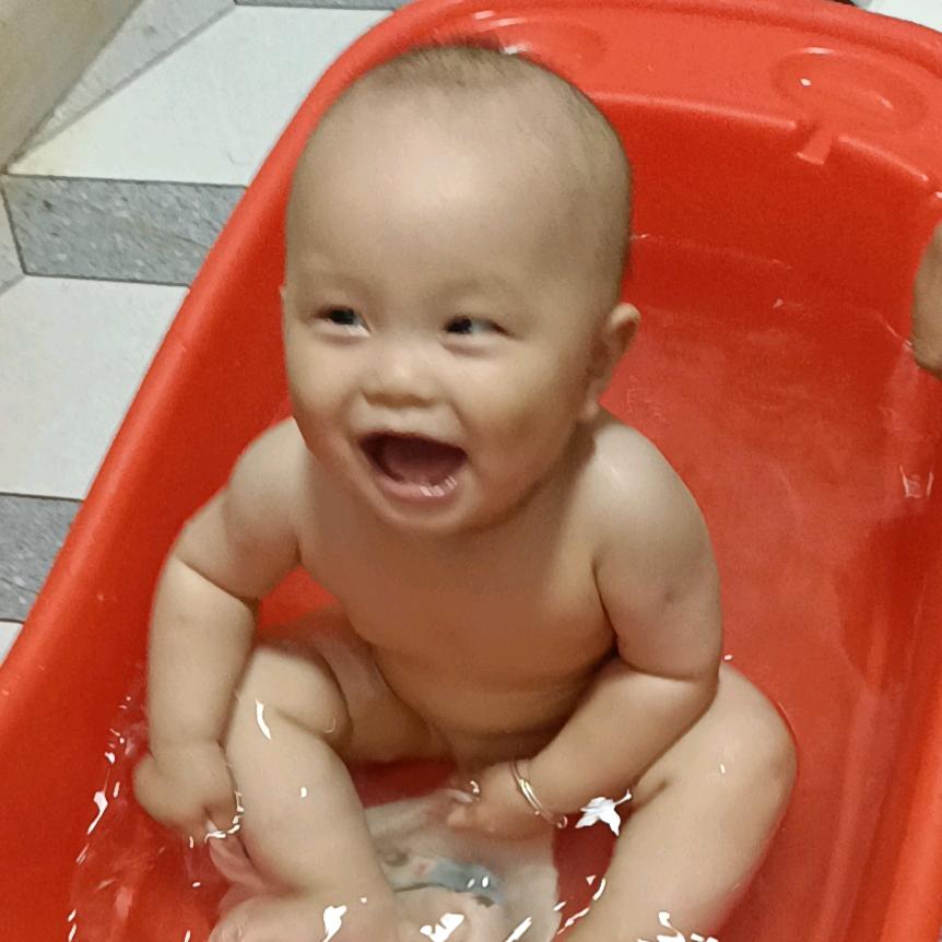 巴马绿勇家禽行阿勇