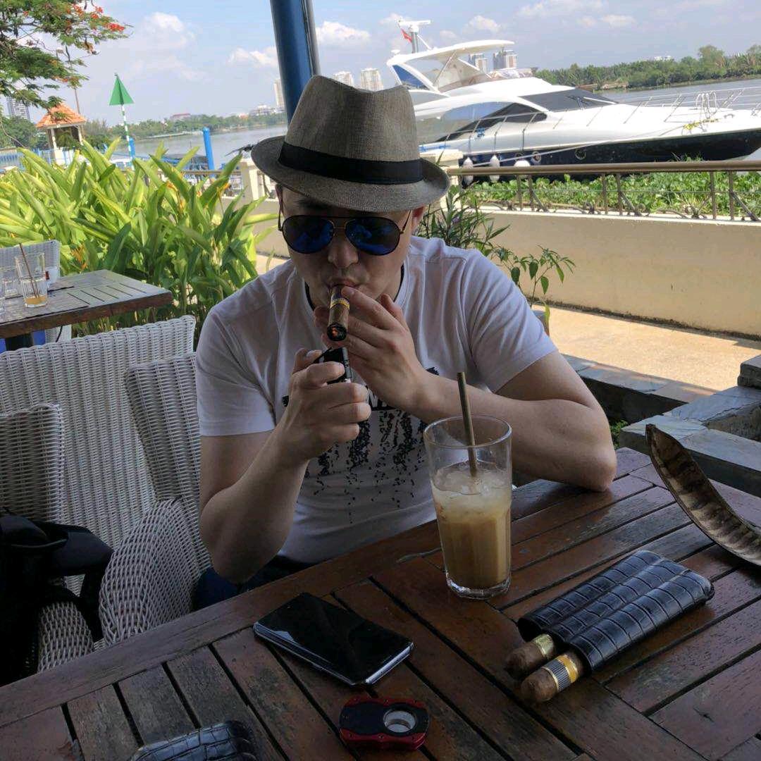 安鸠拉贝比