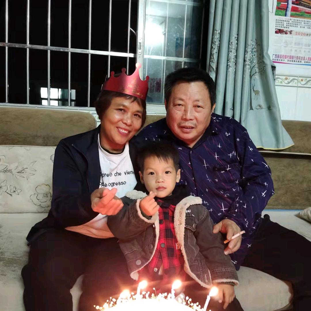 秋秋的日常生活