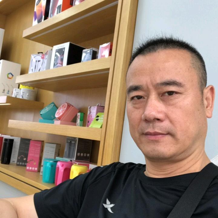 新嘉哥