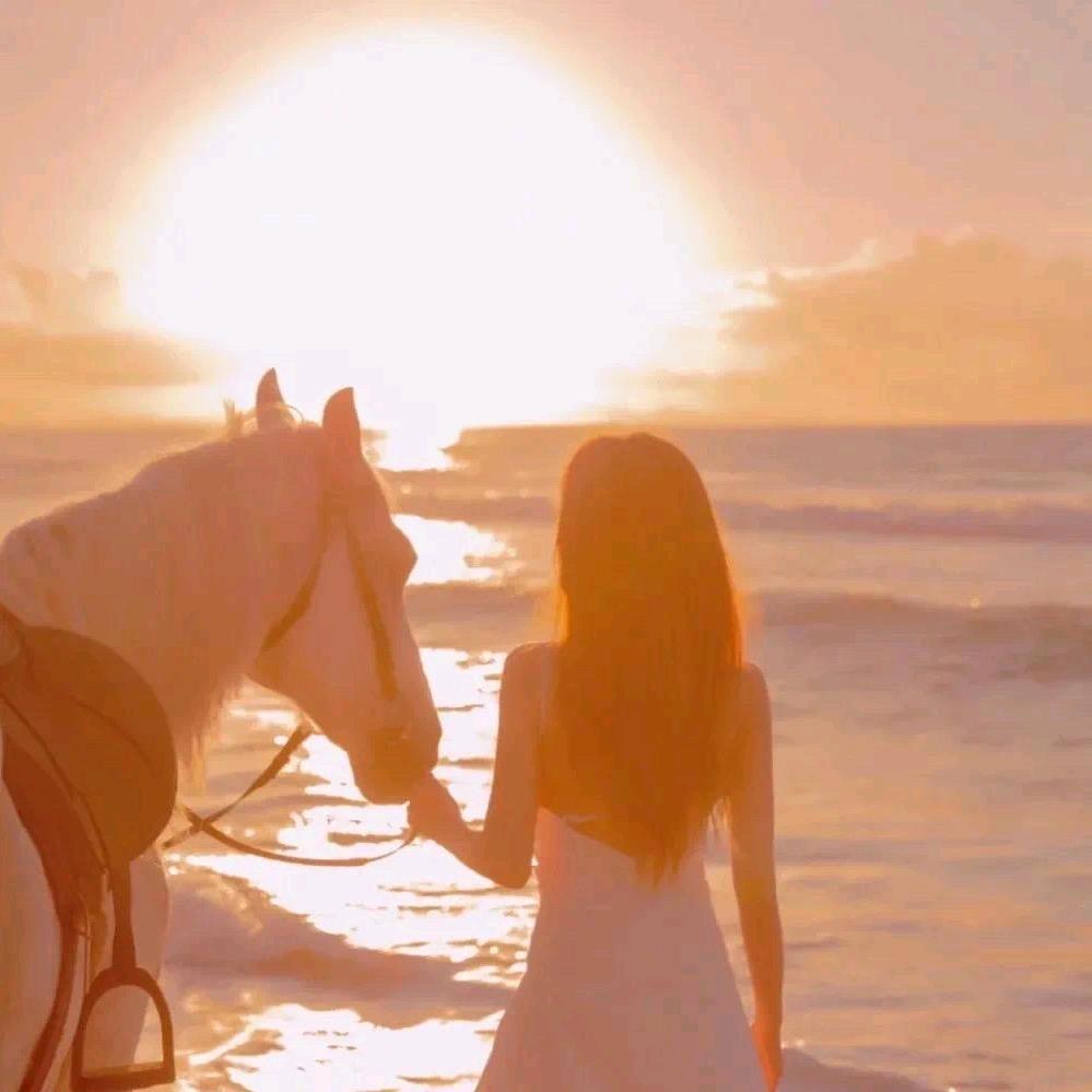 ꧁༺leaf༒Lily$Mo Chen༻