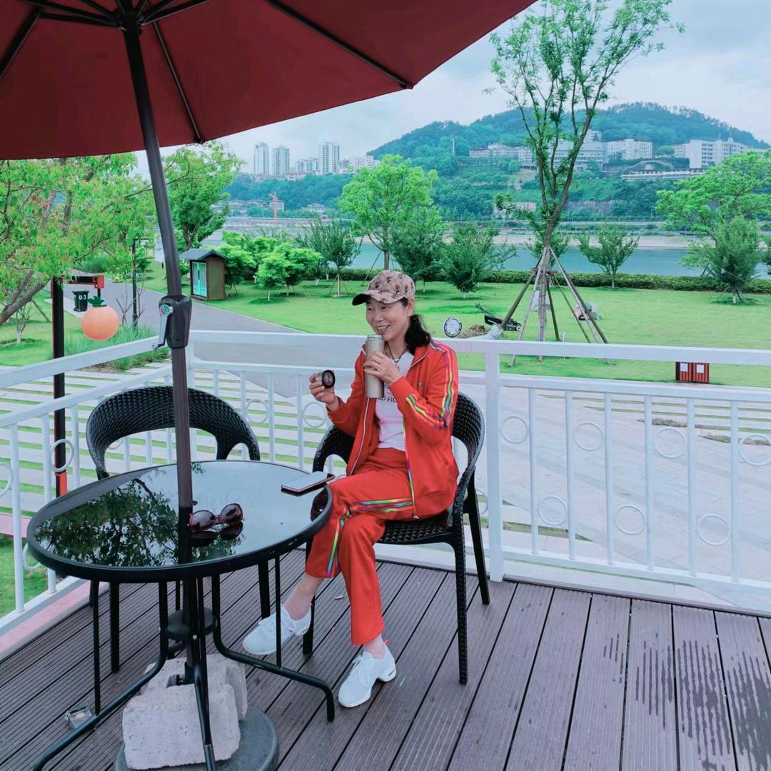 李三妞