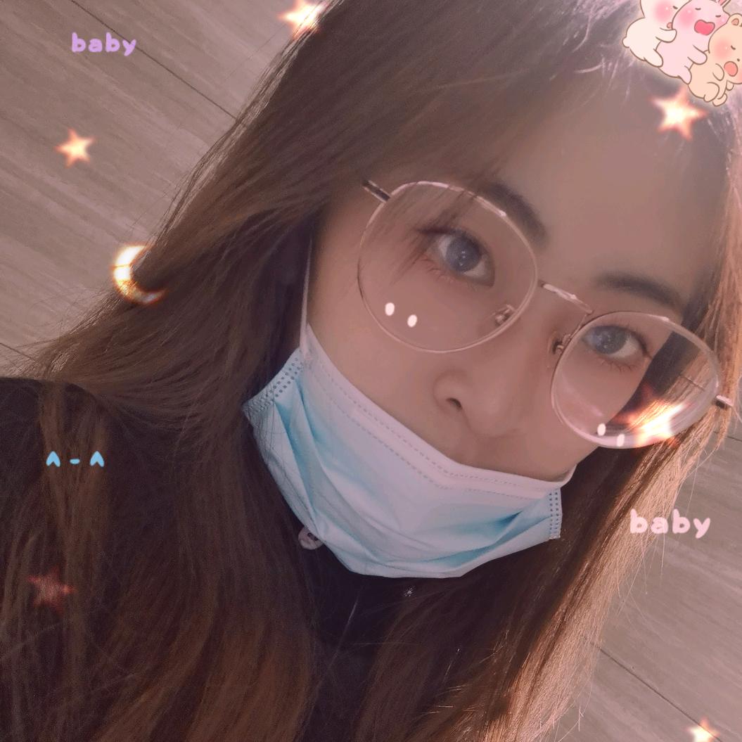 今天也爱吃草莓🍓