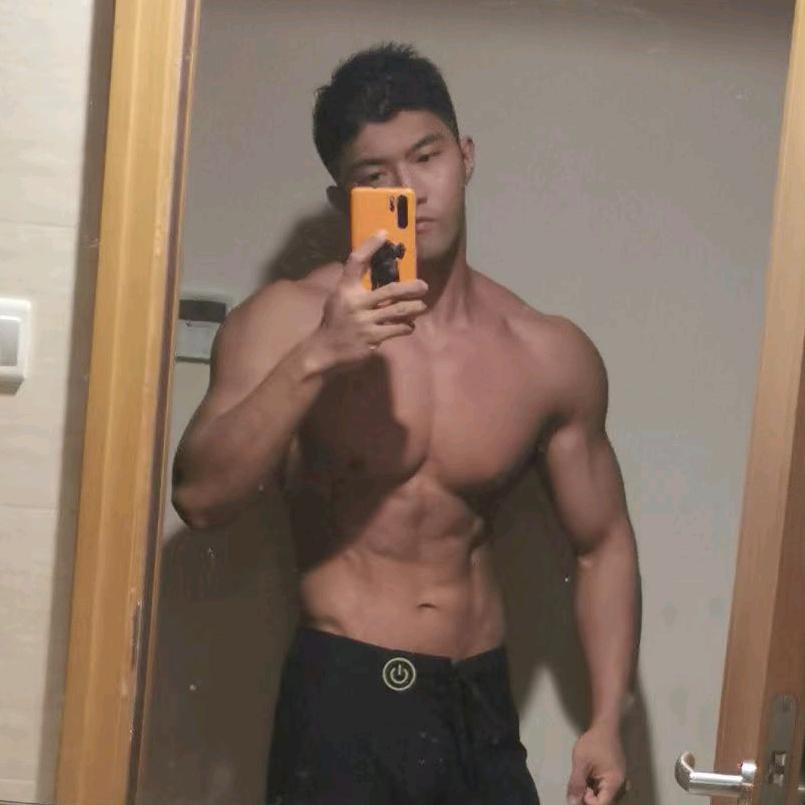 上啊！大奶罐