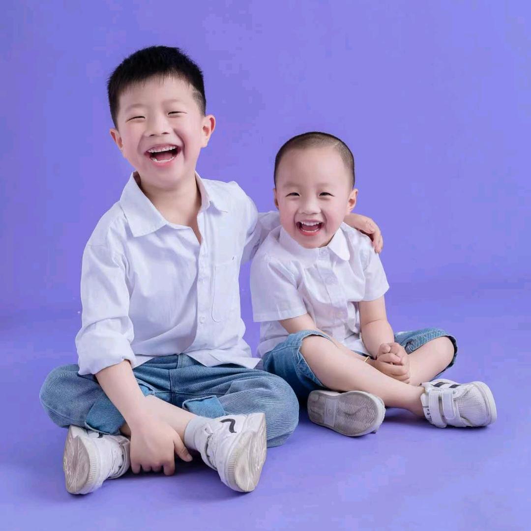 在在多