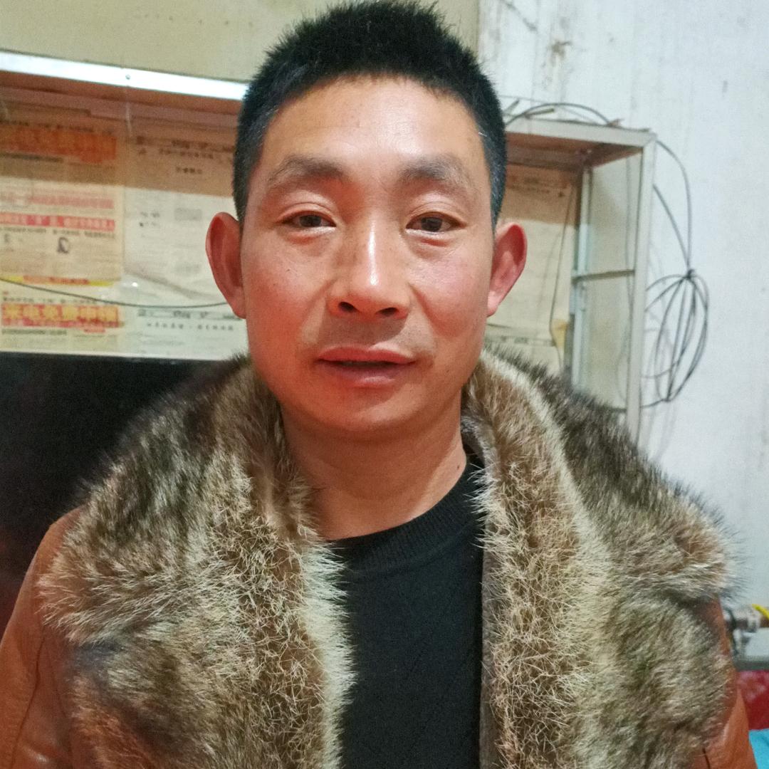 永顺钢构彩钢瓦安装