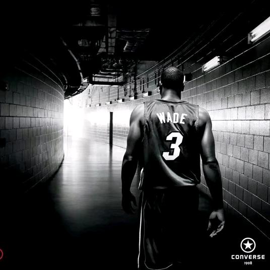 都是矿泉水、何必装纯