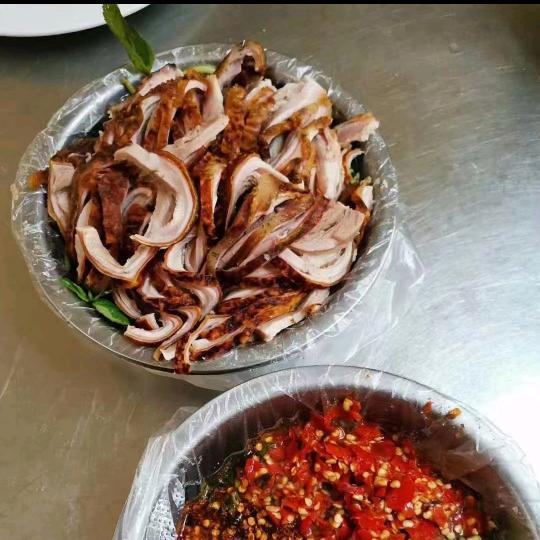 思亿木雕店