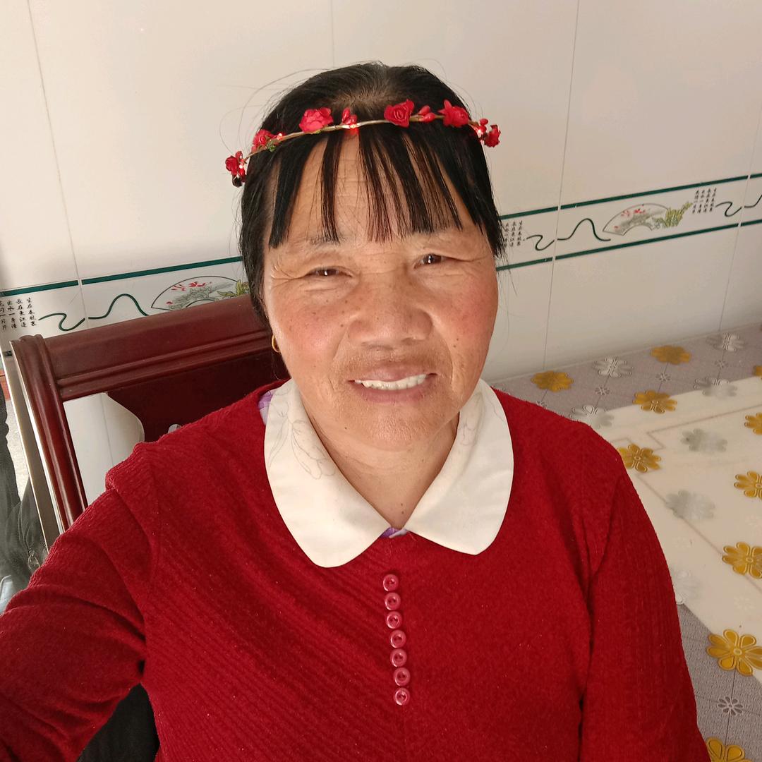 开心大妈