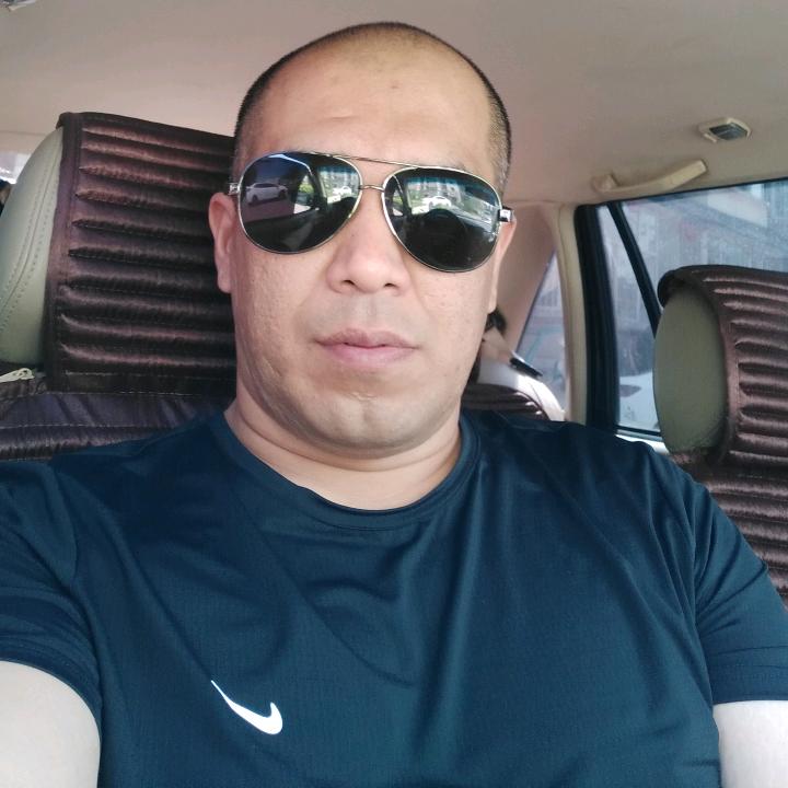 🙏    宝     爷    🙏