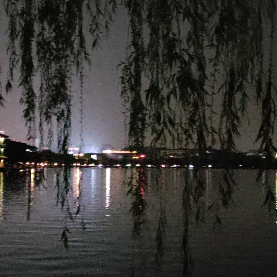 平平淡淡