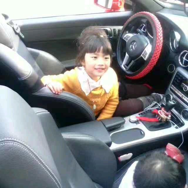 猪猪秀！蓝爵家政冠名！