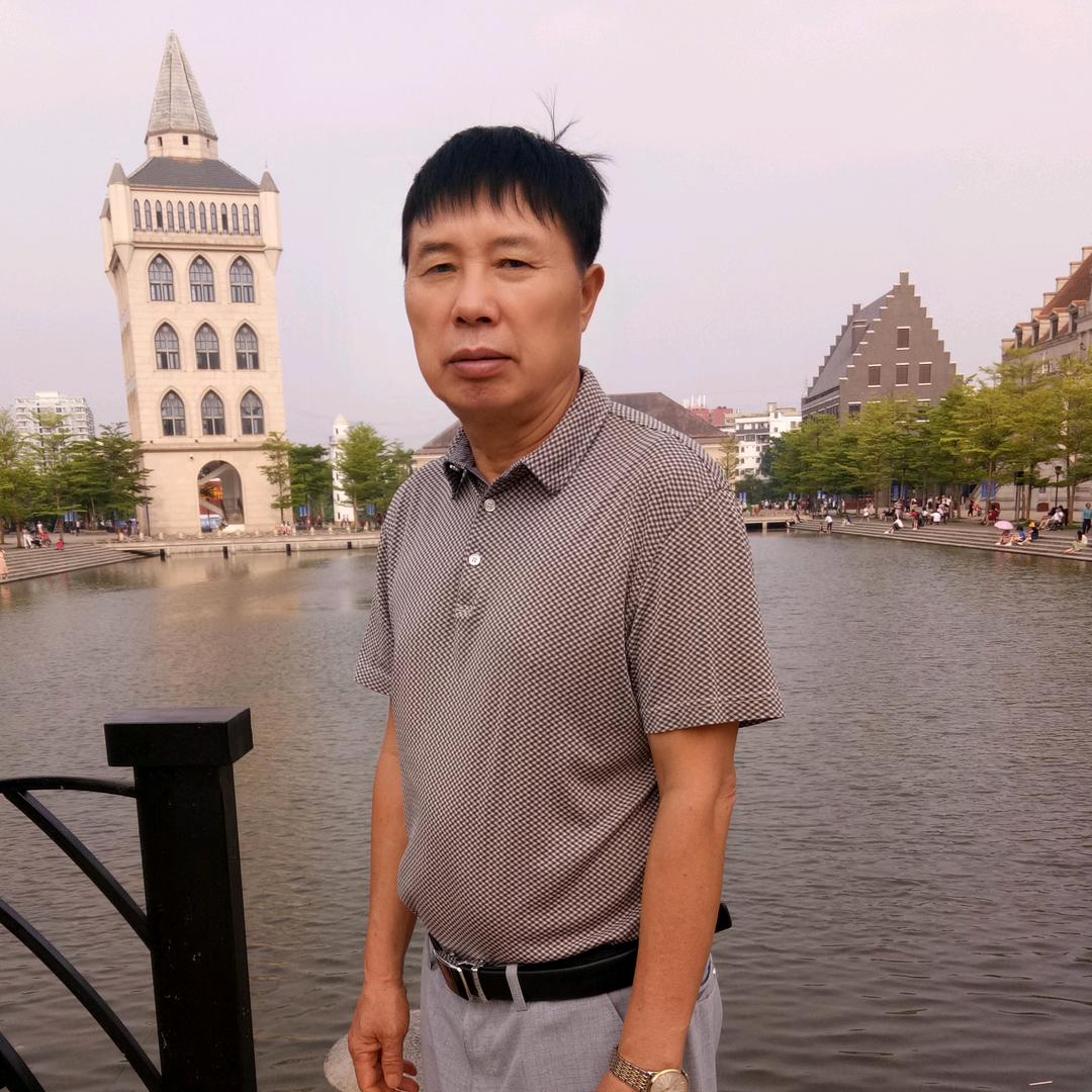 韦明堂