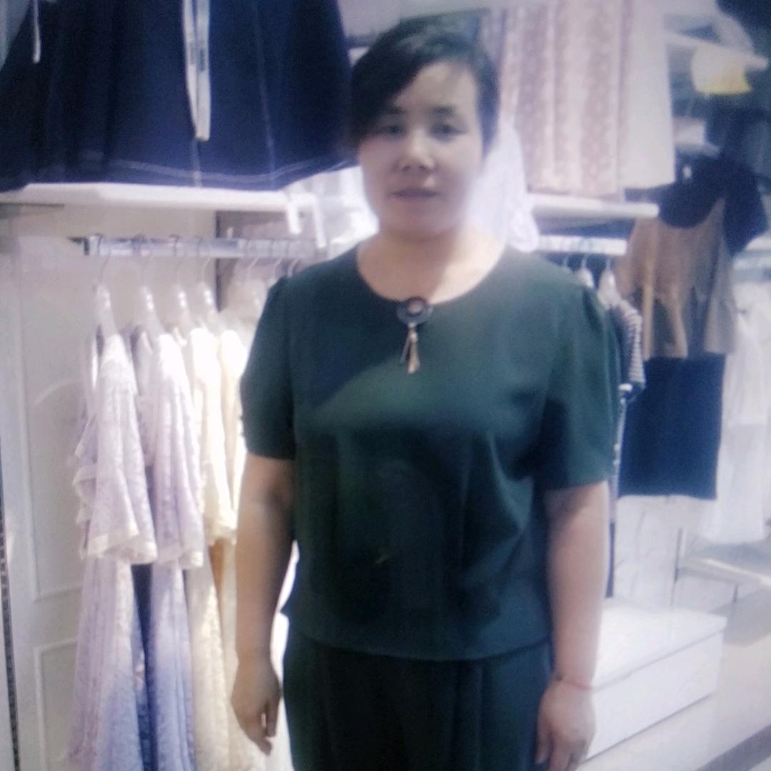 一家人的老总。