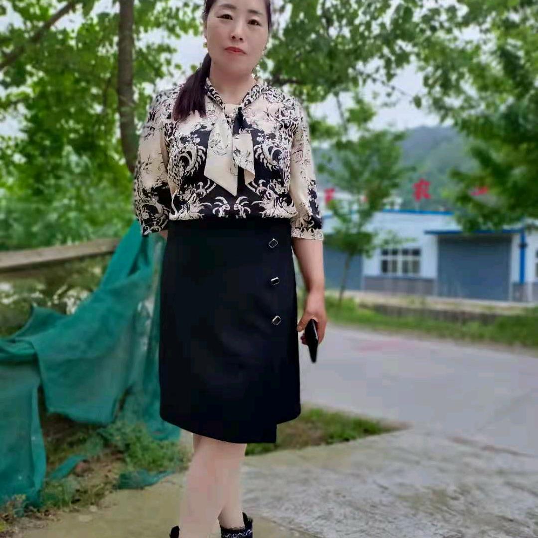 浅笑嫣然拒绝私聊