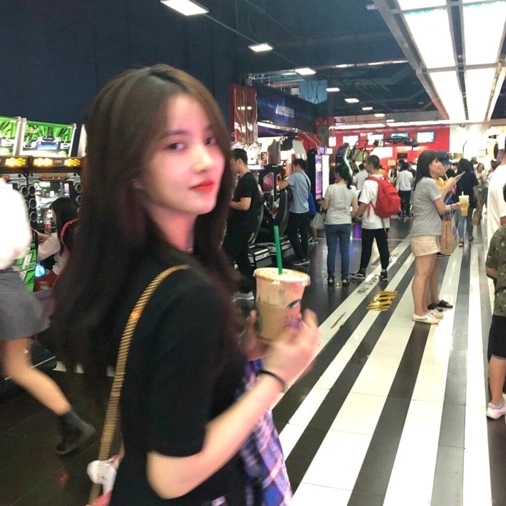 阿耽于美头像