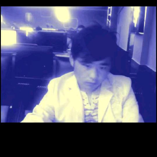 李先森(。ˇε ˇ。）