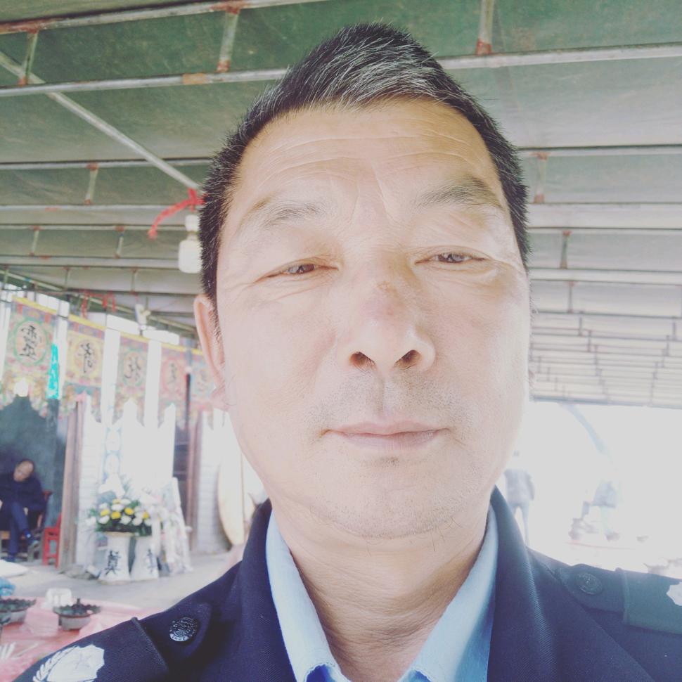 浩哥，锣鼓典子，音乐队。