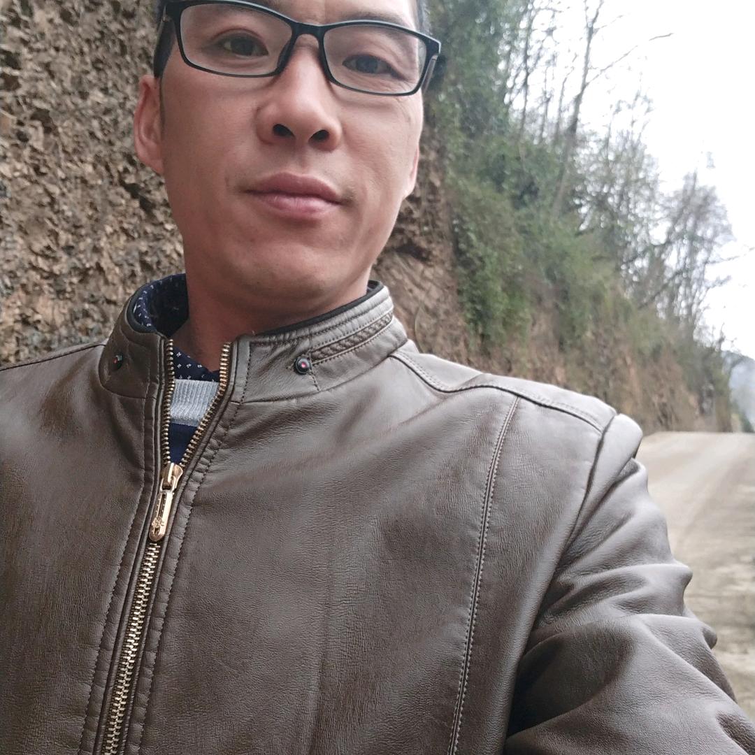 团结～昭通班线车余师