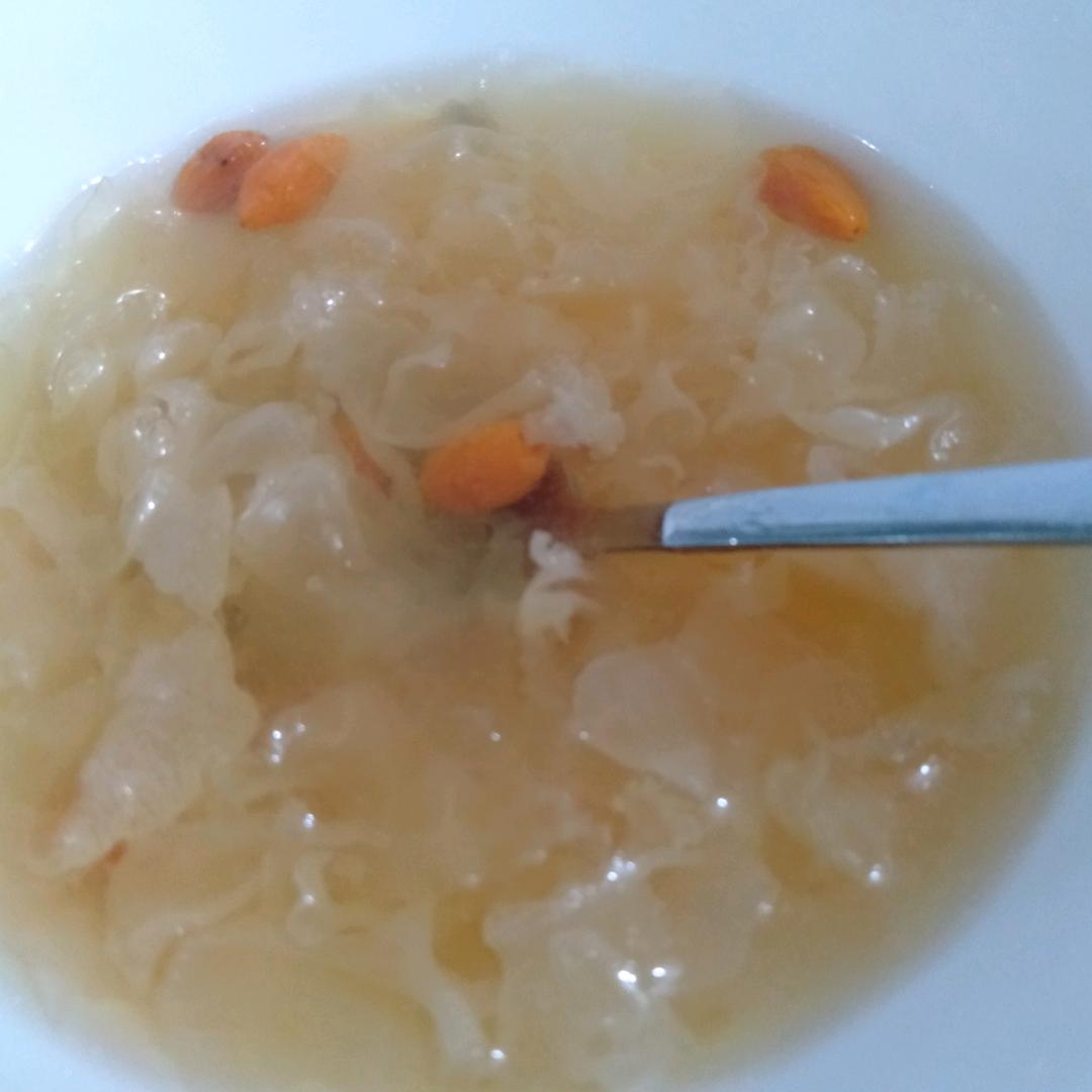 何敏