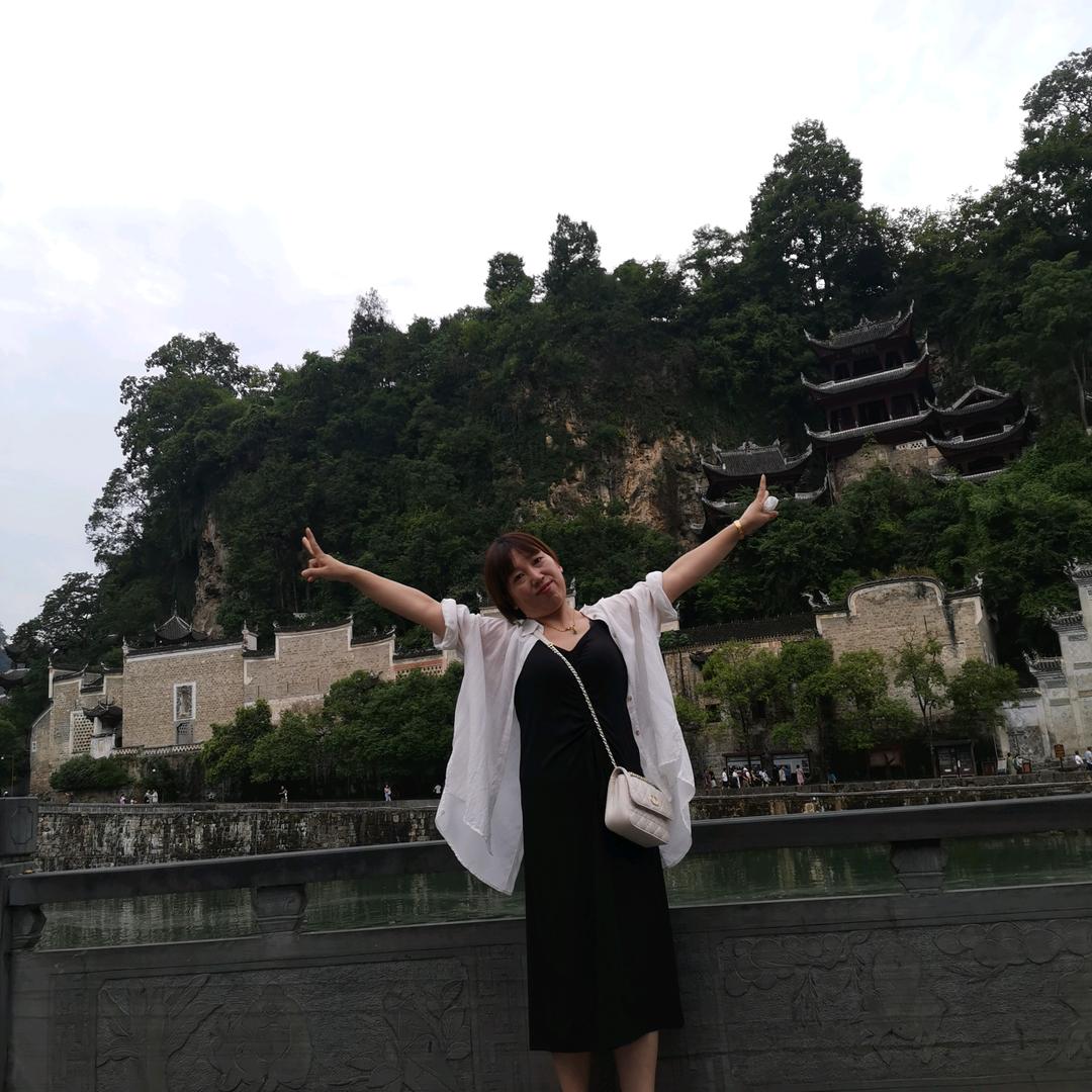 沱东唐家寺鲜毛肚火锅宋建