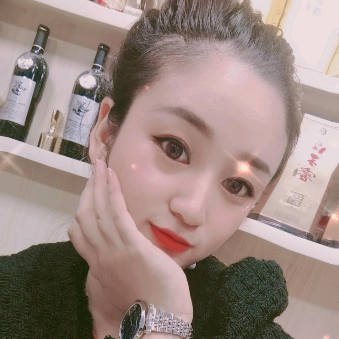 90后小卖部的老板娘