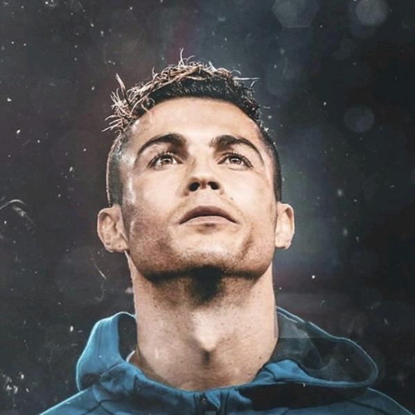 CR7.总裁