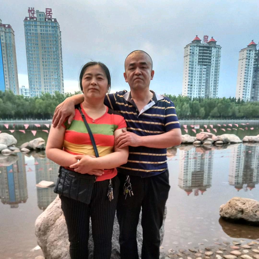 孝义市地摊叔地摊婶