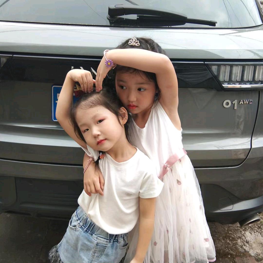 @彩儿💃