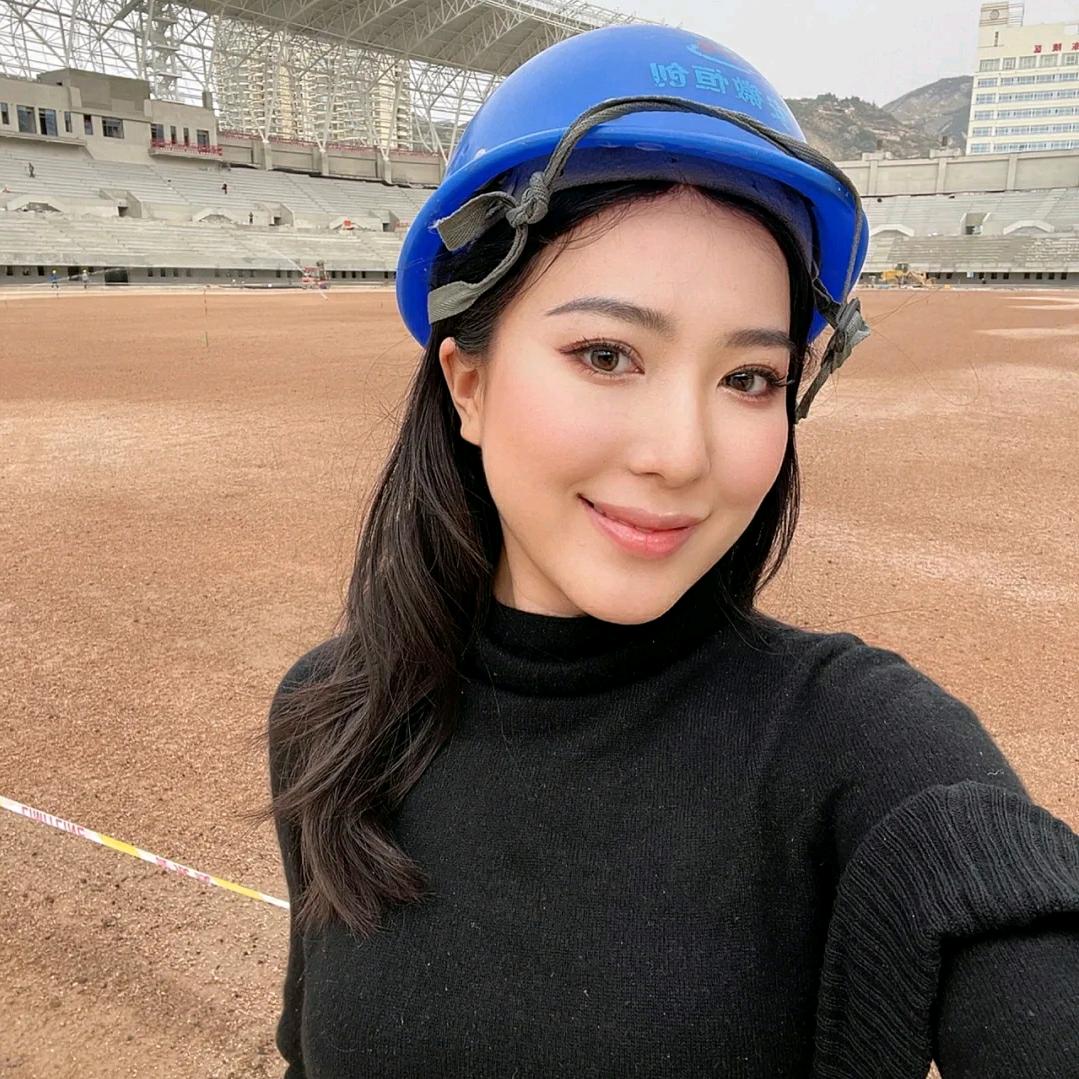 工地十帆充纳