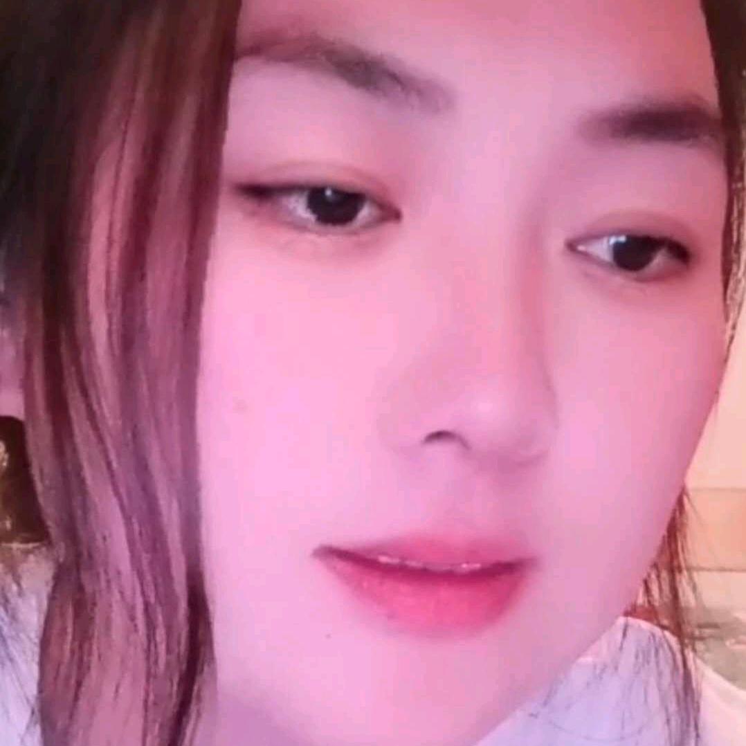 六月