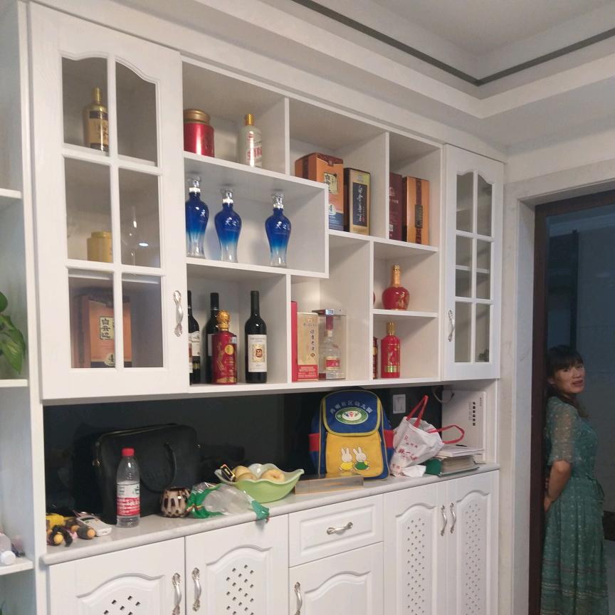 宏心家俱装修；朱为忠