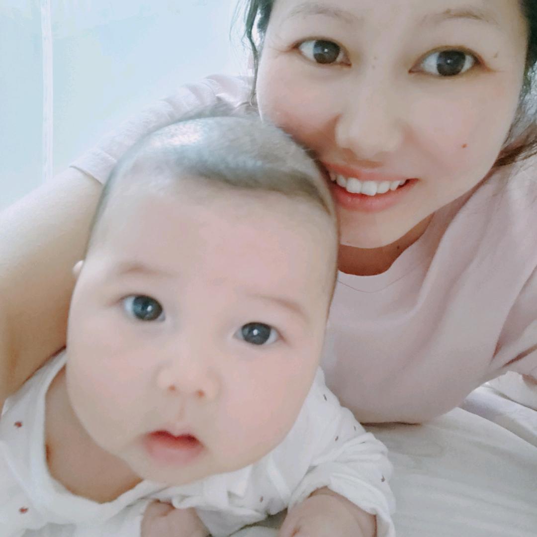 语畅（妈妈）