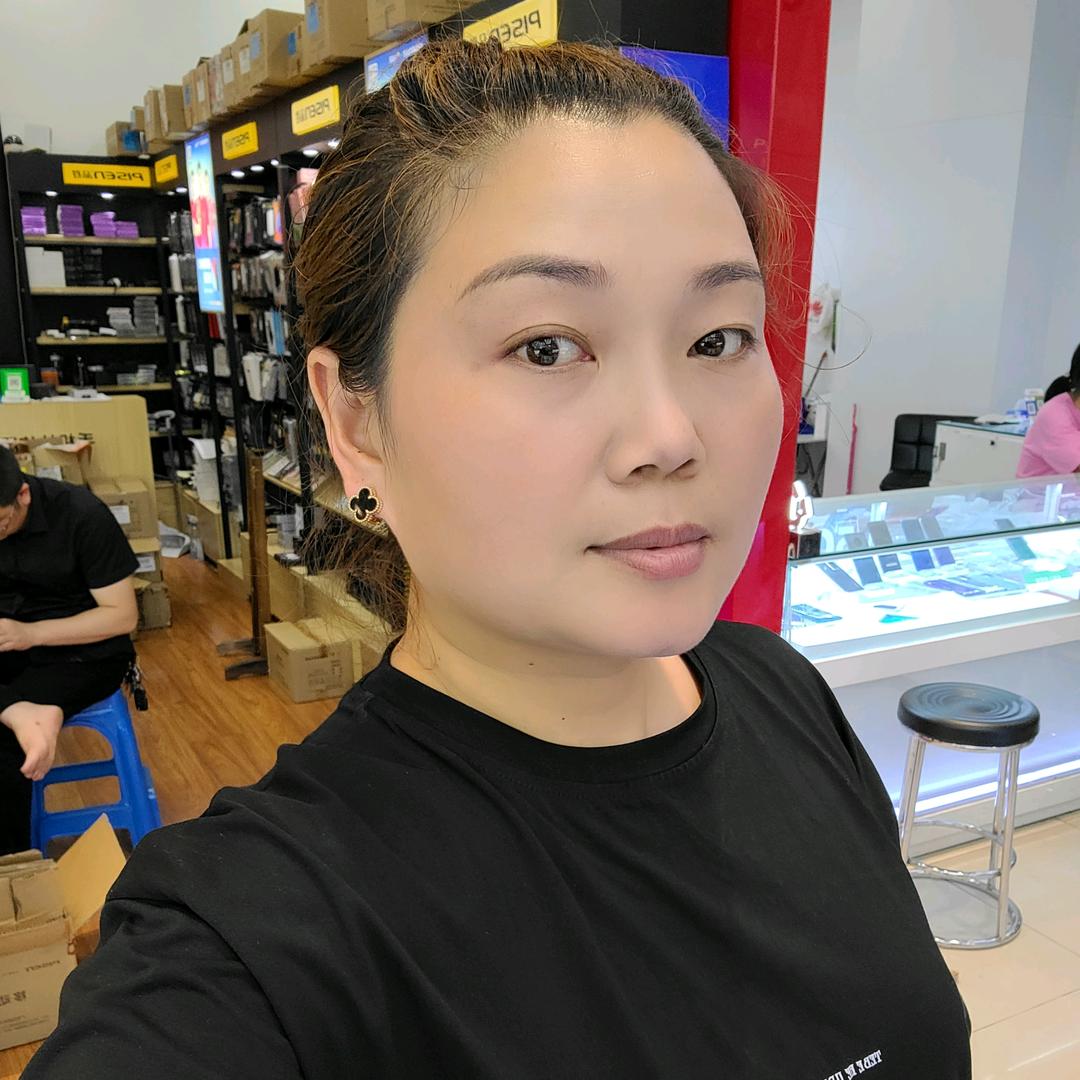 广东品龙精工邢雅丽