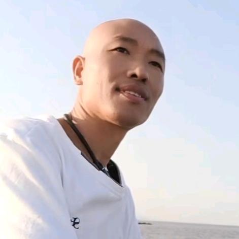 碧水蓝天 山歌   朱  勇
