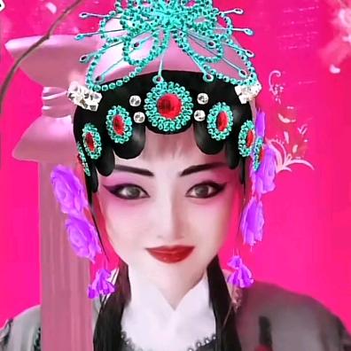 贪玩的老婆婆