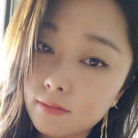 小酒窝💋