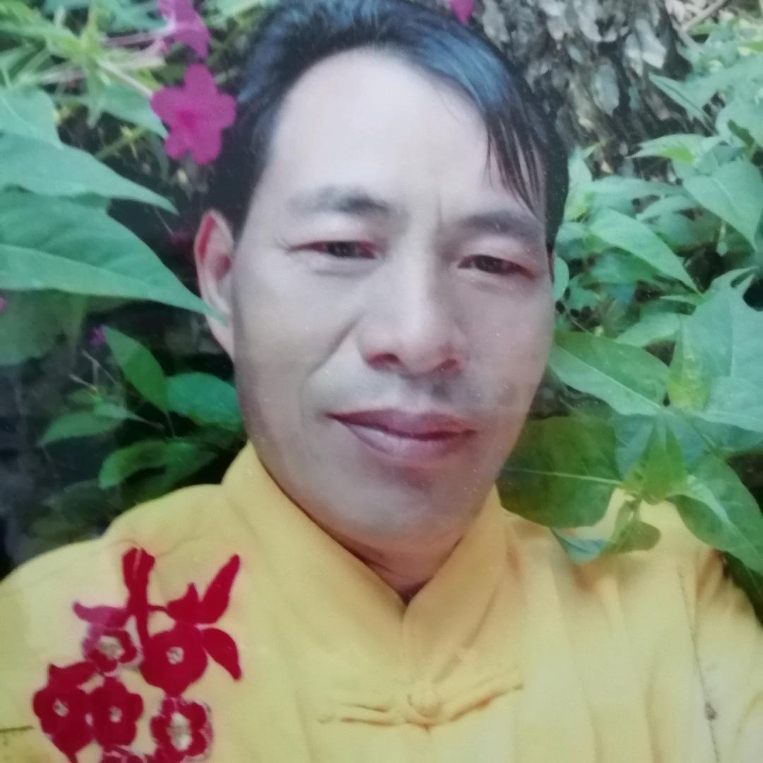 周孝普渔鼓曲艺