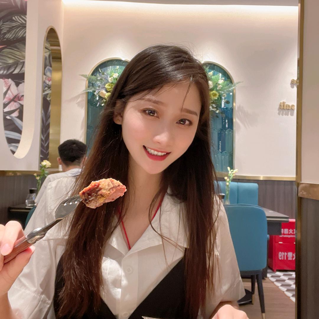 小鱼探店👸