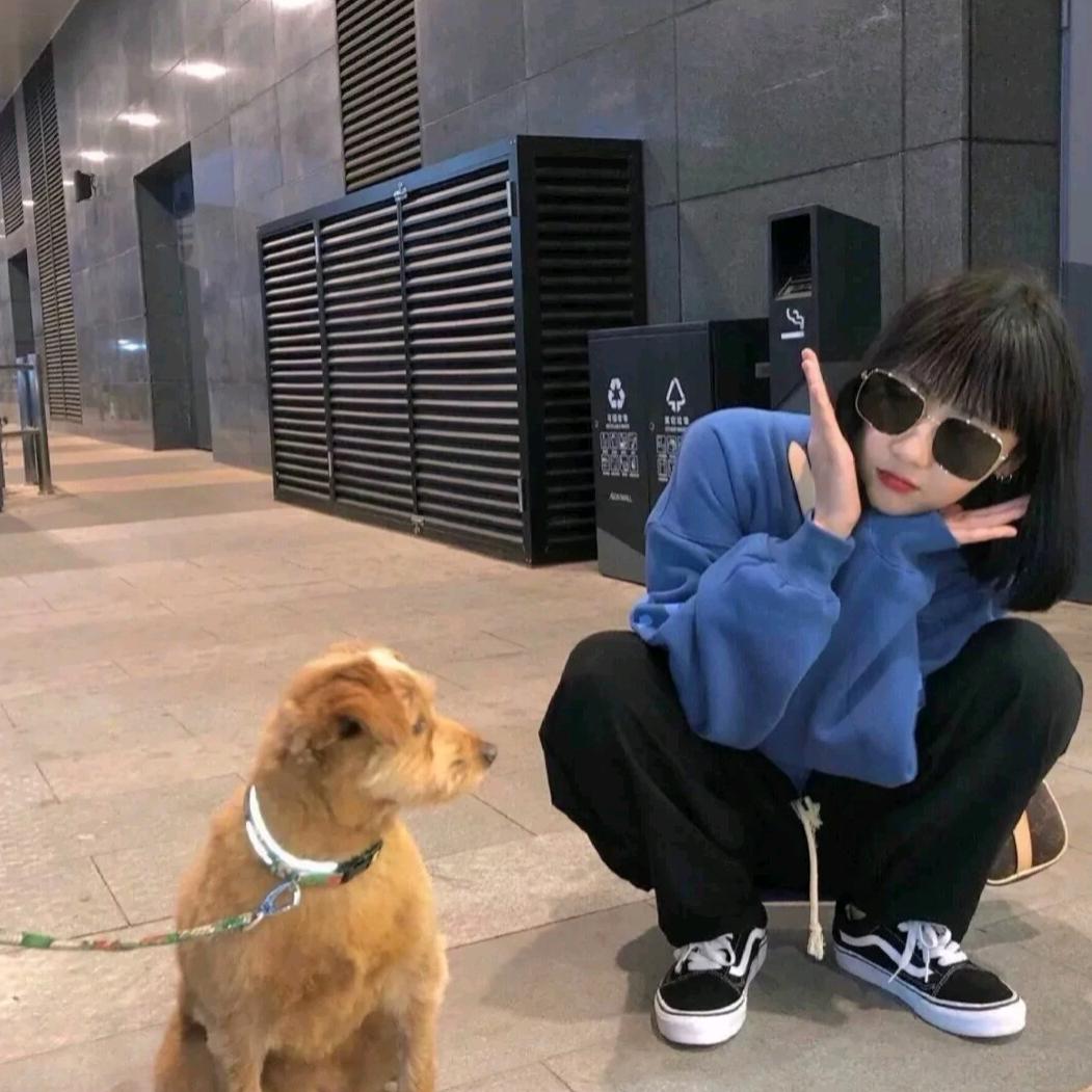 天上有朵屁做的云☁️