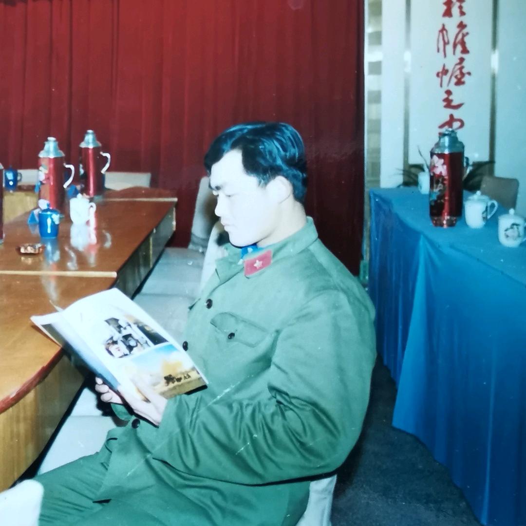 新华保险崔正明