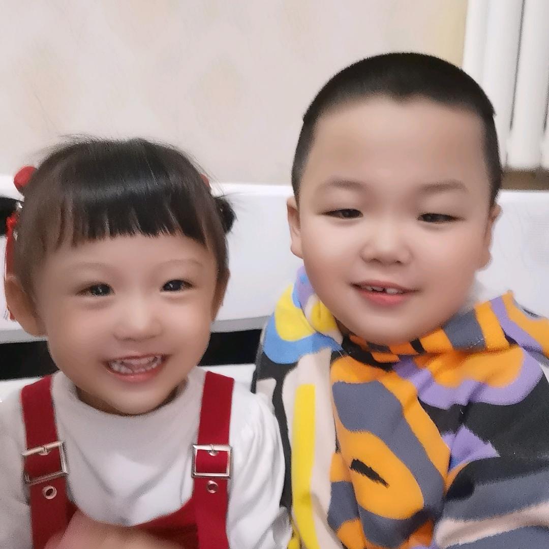 狼王哥，董立杰号主页晚6点开播
