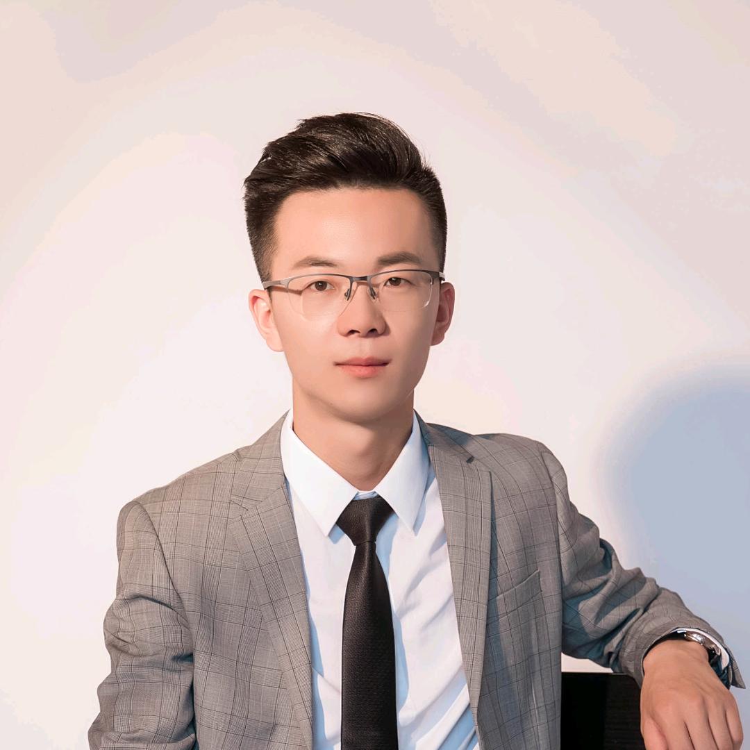 张亮不卖麻辣烫