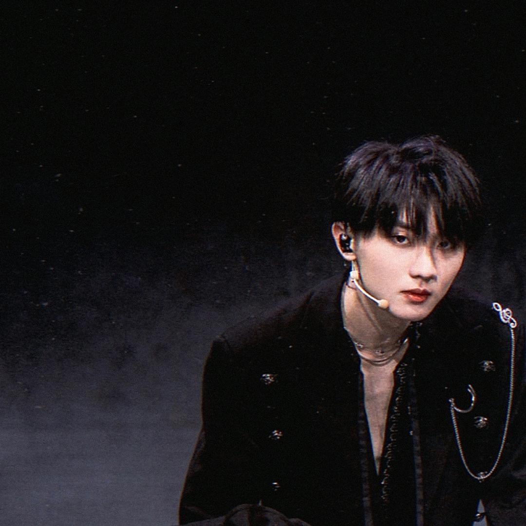 YueYue-🍿