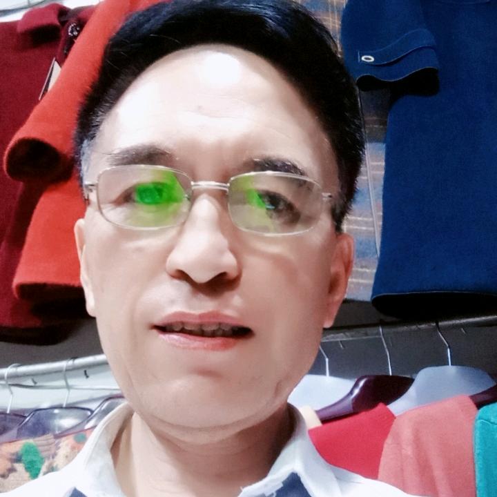宏生上午9点半，下午四点开直播