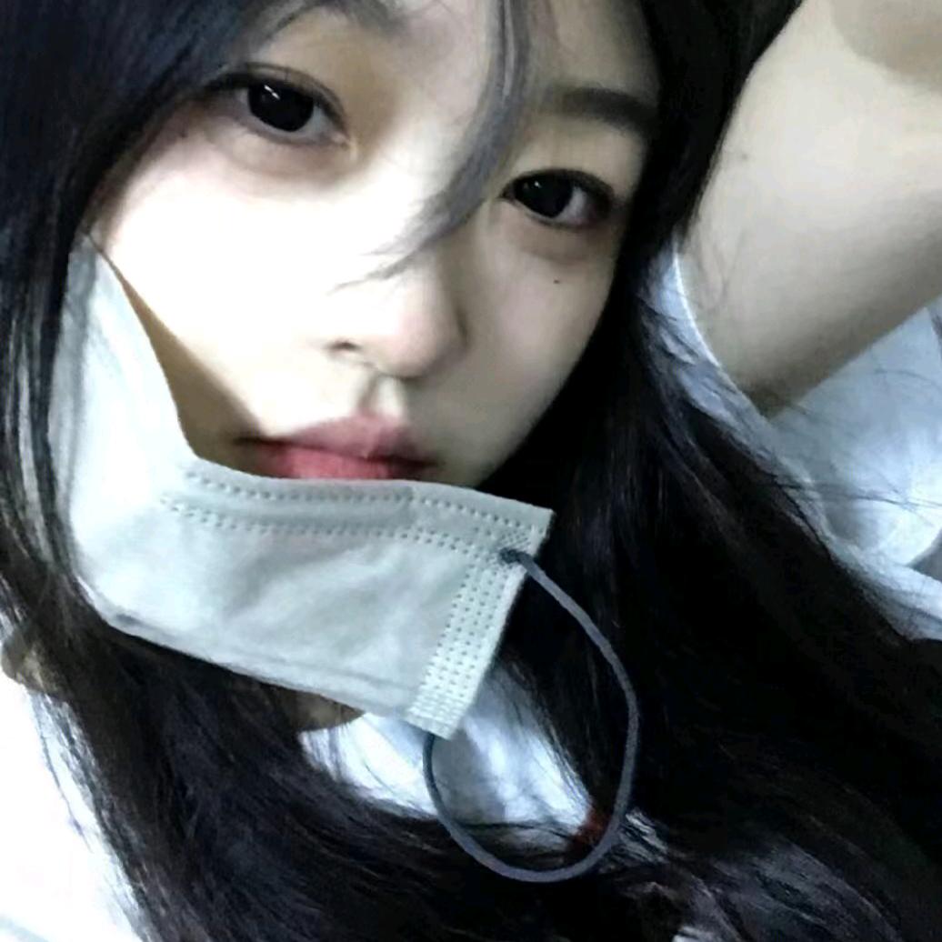 歪头小猫
