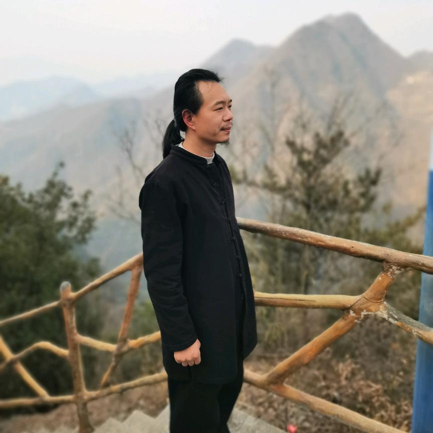 秦岭小佡